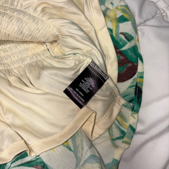 NWT TORRID Peplum Washable Crinkle Gauze Smocked Tank Top 3X Crinkle Ruffle. - Picture 5 of 7